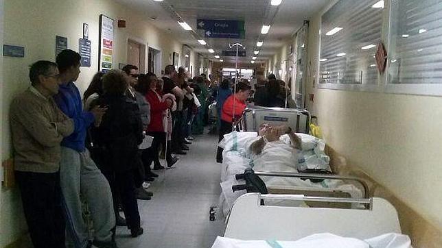 Sigue el caos sanitario de Page en Castilla La Mancha : Denuncian que se están forzando altas sanitarias en el Hospital de Toledo por falta de camas