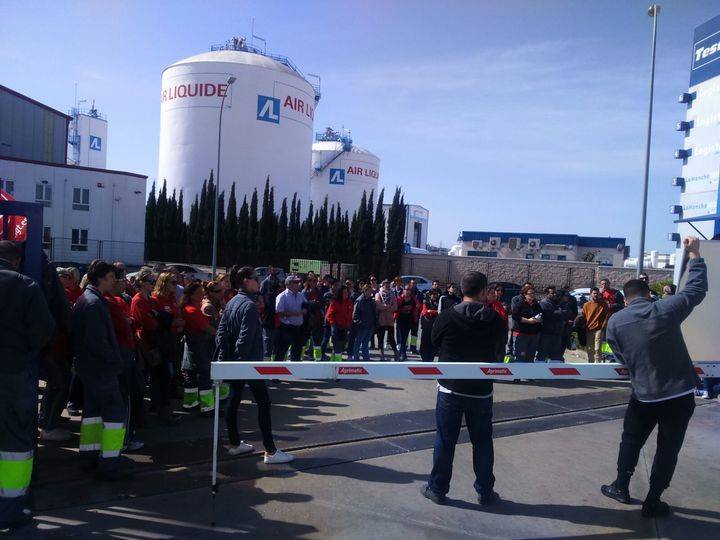 Los trabajadores de Logista Libros, en Cabanillas, desconvocan la huelga prevista para este miércoles