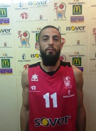 Álvaro Rojas renueva un año más con el Isover Basket Azuqueca