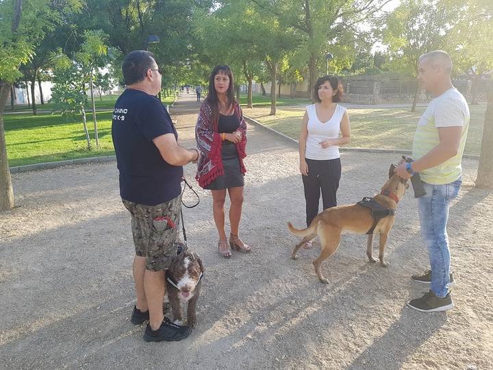 Ciudadanos Azuqueca pide a Blanco que cumpla las mociones y dé uso a la unidad canina en las ferias