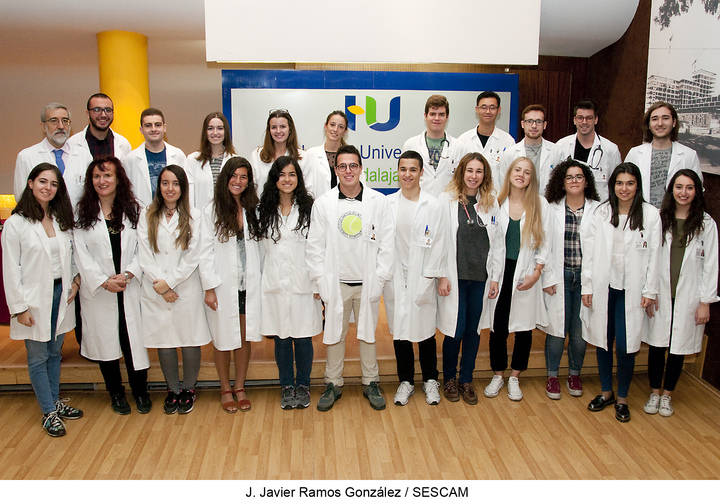 Una treintena de alumnos de tercero de Medicina se incorporan estos días para la realización de prácticas en el Hospital de Guadalajara