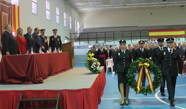 Gregorio destaca el papel de la Policía Nacional en la protección de la Democracia frente a quienes la atacan