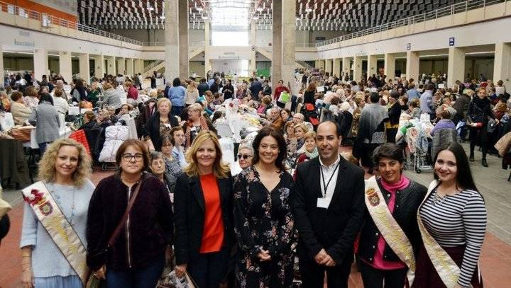 600 mujeres participan en el IX Encuentro Nacional de Encaje de Bolillo y Bordados