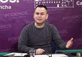 El PSOE ningunea al diputado regional de Podemos por Guadalajara, David Llorente