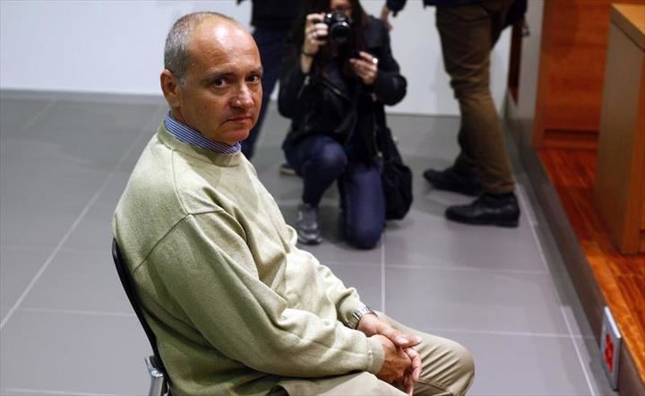 4 años de cárcel para el ex jefe de Tráfico de Zaragoza por grabar bajo las faldas a sus compañeras