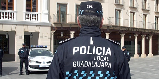 Consejos de la Policía Local de Guadalajara para evitar los robos en viviendas en verano