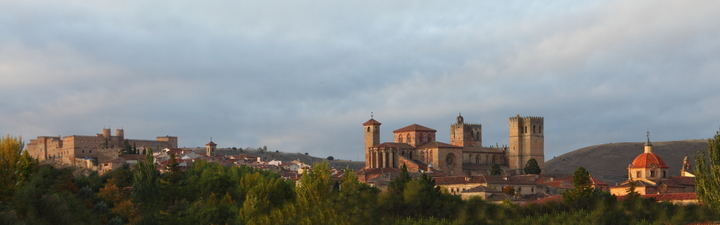 El sábado a las seis de la tarde, gran abrazo a la Catedral de Sigüenza