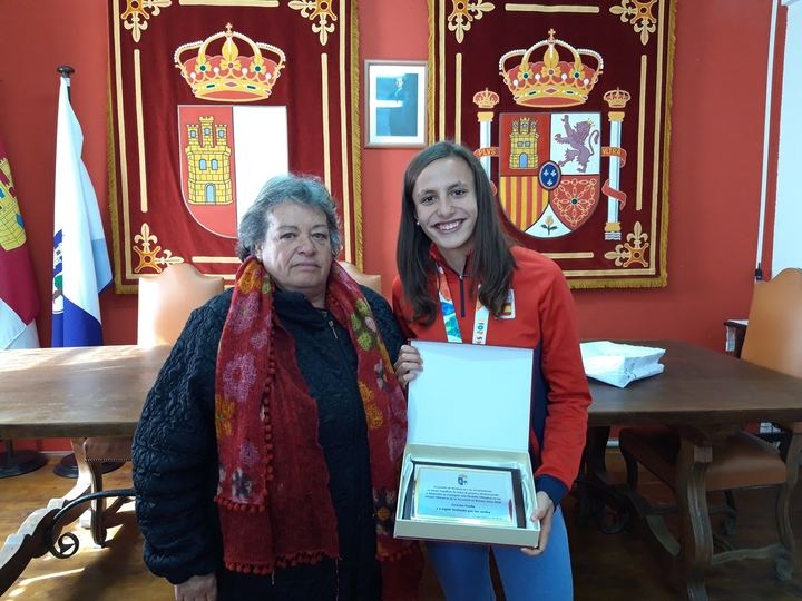 El pueblo de Romancos rinde homenaje a la deportista alcarreña Noelia de las Heras