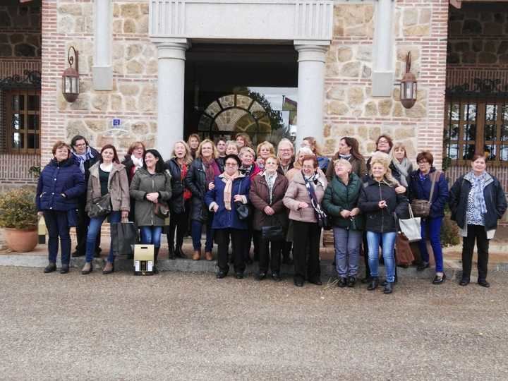 La Asociación Mujeres del 2000 de Yebra visitó tierras toledanas en su viaje cultural de otoño