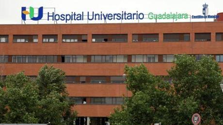 “Con 2.302 enfermos esperando más de 180 días para ser operados en Guadalajara, ¿de qué presume Page?”