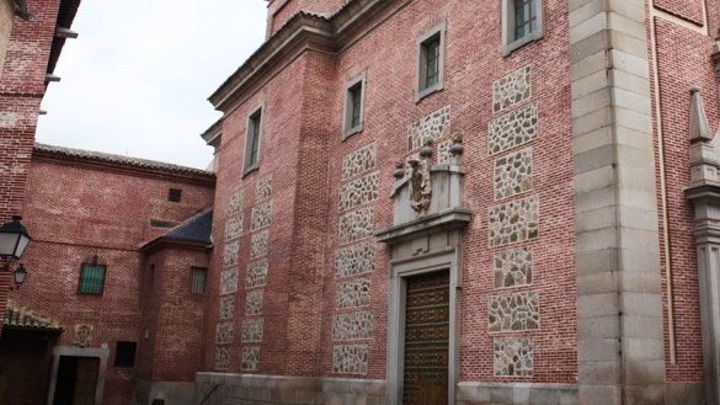 La Real Academia de Toledo lamenta el cierre del convento de las 'Madres Capuchinas'