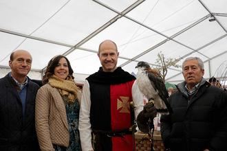 La lluvia no ha evitado el éxito de la Feria Medieval de Pareja