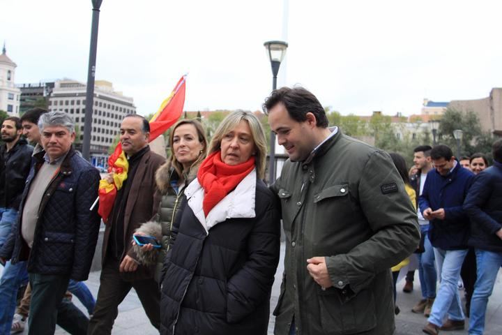 Guarinos, Román y Paco Nuñez con una amplia respresentación del PP de CLM en la manifestación de 'La revuelta de la España vaciada', en Madrid