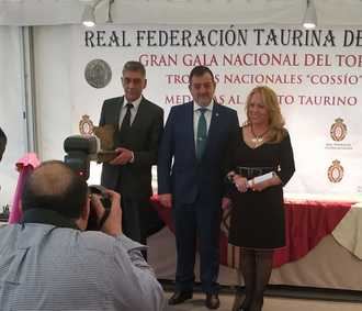 Premiada la Pe&#241;a Taurina de Azuqueca de Henares por sus 25 a&#241;os de historia