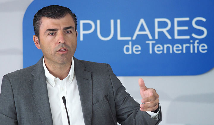 El PP de Tenerife llama a Arriaga (C’s) "sinvergüenza político" tras la moción de censura en el Cabildo