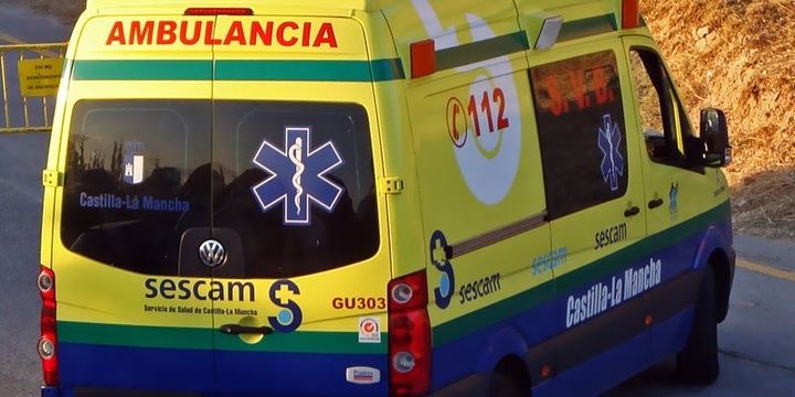 El choque entre una furgoneta y un camión de Obras Públicas deja dos heridos en Cabanillas del Campo