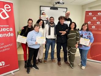 Nueve graduados reciben diplomas del programa de Recualificaci&#243;n Profesional en Azuqueca