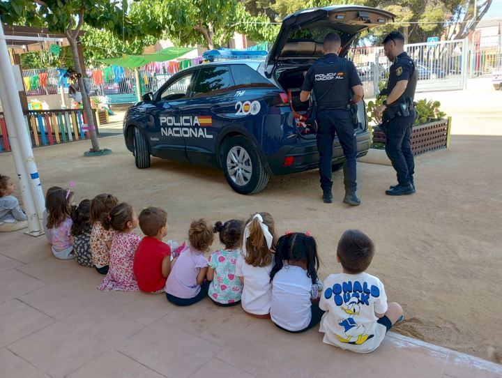 La Policía Nacional intensifica la lucha contra el acoso escolar ante el inicio del nuevo curso 