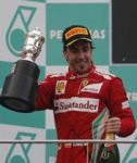 Alonso gana el Premio de Malasia y lidera el Mundial 