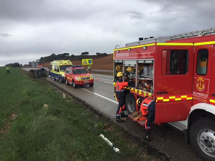 CONTROLADO el incendio declarado en Tomellosa, pedanía de Brihuega...una cosechadora pudo ser la causa 