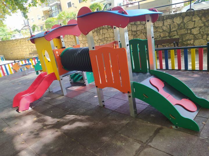 Nuevos columpios en el parque de la Alameda de Brihuega gracias a Enagás