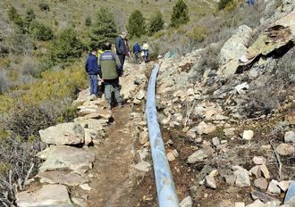 Se mejora la seguridad y se evita el impacto visual en el sendero de la chorrera de Despeñalagua