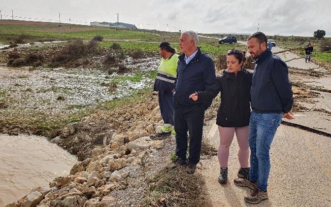 La Diputación de Guadalajara se centra en garantizar suministros básicos y limpiar carreteras en los pueblos afectados por la DANA