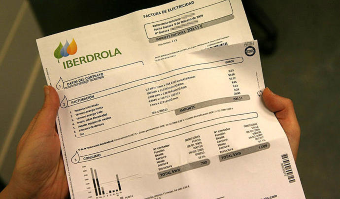 El precio de la luz vuelve a subir este lunes hasta 94,19 euros/MWh