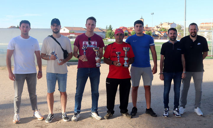 Entregados los trofeos de la temporada 23-24 de Fútbol 7 en Cabanillas