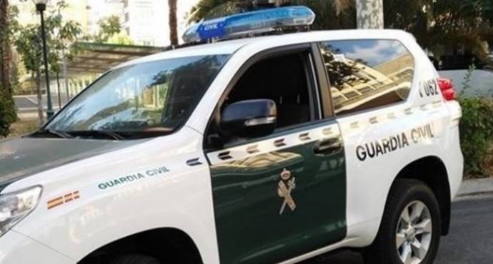 La Guardia Civil sorprende a una persona sustrayendo efectos en el interior de una vivienda en Alovera