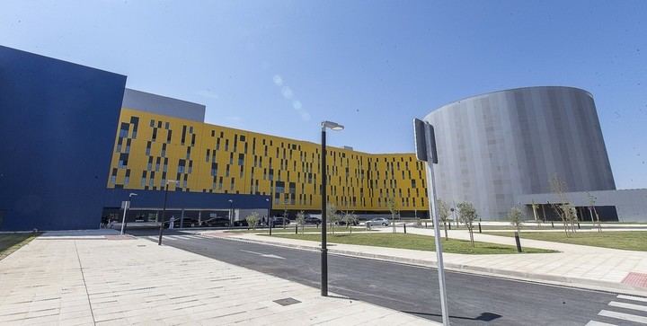 Sorprendentes declaraciones de IU-CLM : "El Hospital de Toledo no se abrirá hasta febrero de...2022, es una nave si más"