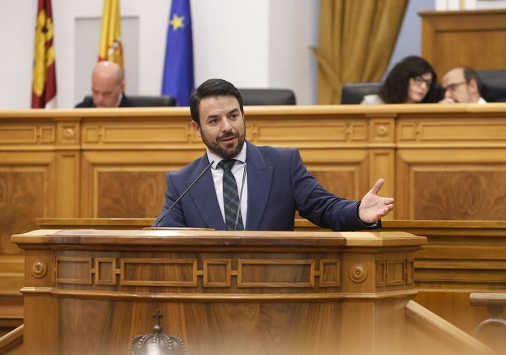 Iván Sánchez denuncia el cinismo del PSOE y del PP que "son absolutamente lo mismo" 