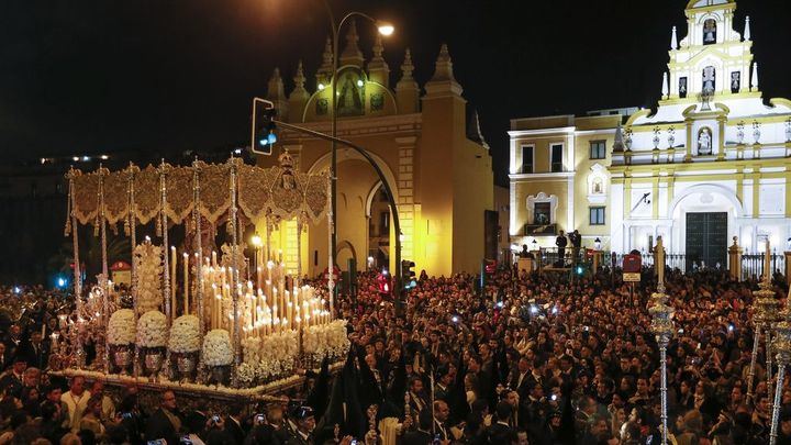 Se suspenden en Sevilla por la pandemia las procesiones de Semana Santa de 2021