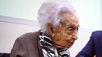 Muere la mujer m&#225;s longeva del mundo, Mar&#237;a Branyas, a los 117 a&#241;os en Olot (Gerona)