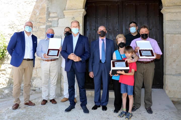 Celebración religiosa del Cristo de la Tribulación en Casasana y nuevo reconocimiento a los héroes locales de la pandemia