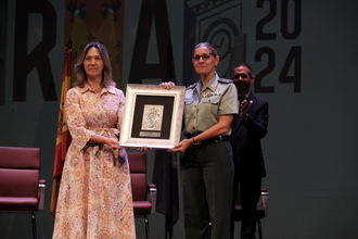 La teniente coronel Cristina Moreno confesó su amor por Guadalajara en un emotivo pregón de Ferias y Fiestas