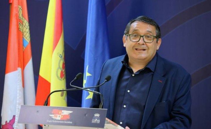 Dimite un diputado del PSOE en Castilla y León tras ser vinculado con una investigación sobre abusos sexuales de menores