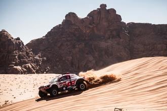 SsangYong firma su mejor etapa hasta la fecha en el Dakar saudí