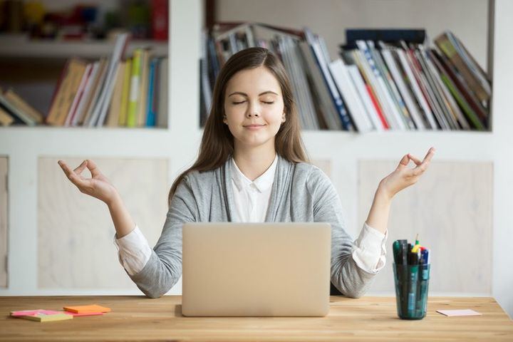 Desarrollando una tesis sólida para tu ensayo