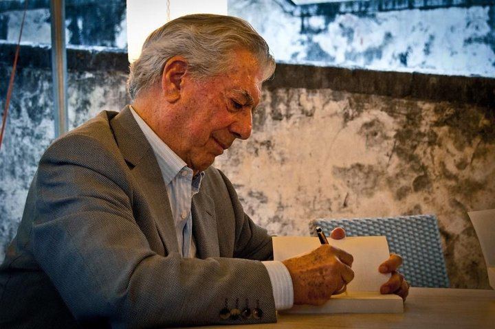 Vargas Llosa, Premio Umbral a la mejor novela de 2019
