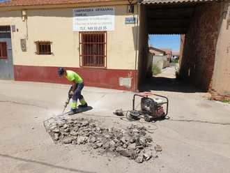 El Ayuntamiento de Yunquera de Henares inicia una campaña de reparación y mantenimiento de vías públicas de la localidad