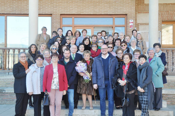 Las mujeres protagonizan la celebración de Santa Águeda en Yunquera de Henares 