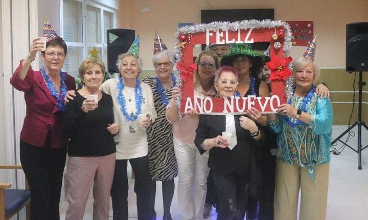 Fiesta de fin de año en el Centro de Mayores de Cabanillas del Campo