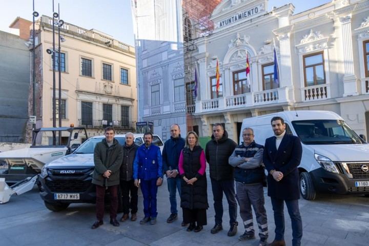 Guadalajara incorpora tres nuevos vehículos para mejorar servicios municipales