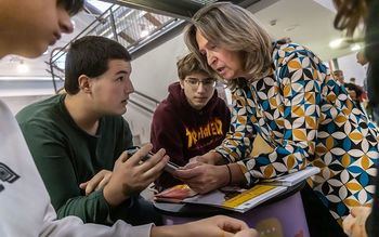 Ocio y formación se dan la mano en la Feria de la Juventud con actividades, talleres y expositores en el Espacio Tyce