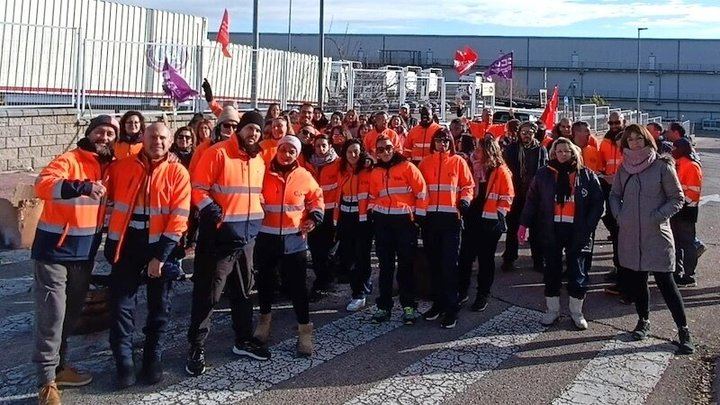 Huelga indefinida en la empresa C&A en Fontanar ante la falta de avances en el conflicto