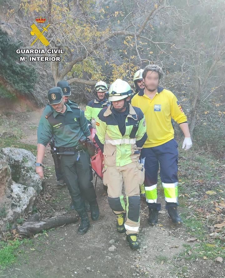 La Guardia Civil de Albacete rescata a una persona que sufrió una caída mientras hacía senderismo en Bogarra