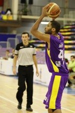 El Rayet lanzó pero no encestó en su partido ante Tarragona (81-76)