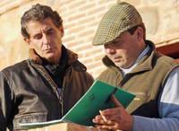 Juan Carlos Carreño, representante de la ganadería, con el mayoral Enrique Sánchez. / fotos: Campo bravo