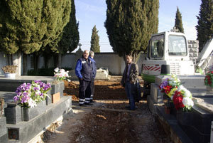 Azuqueca renueva su cementerio